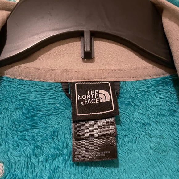 The North Face Fleece Jacket - Picture 3 of 8
